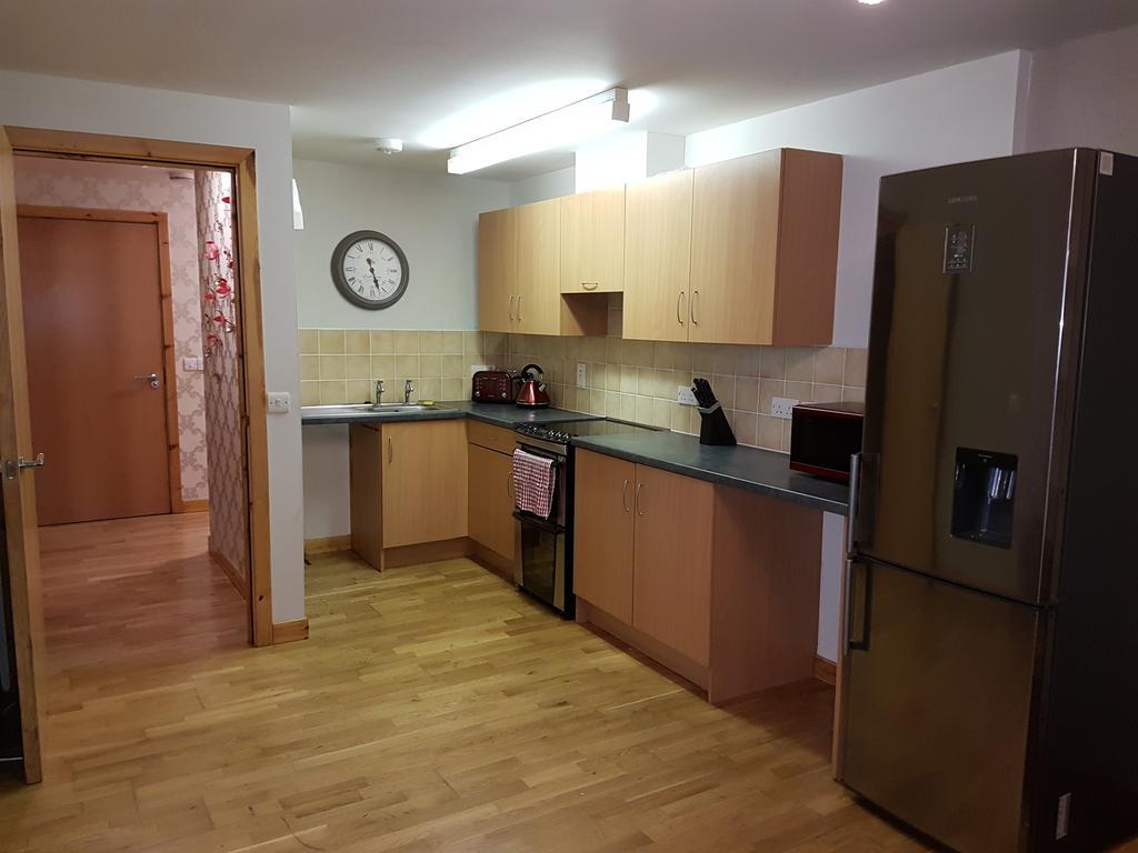 Lascala City Apartment Инвернес Екстериор снимка