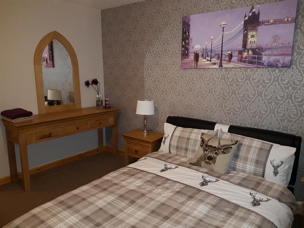 Lascala City Apartment Инвернес Екстериор снимка